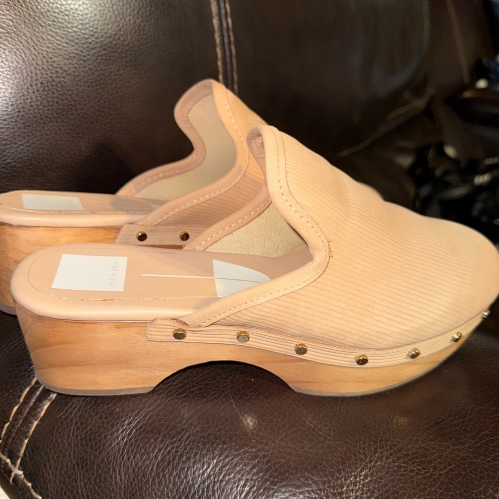 Dolce Vita clogs